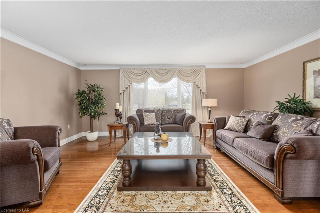 1084 HURLWOOD Lane, Severn Township, Ontario, Canada
