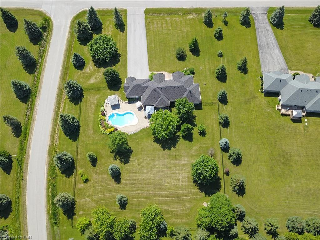 1084 HURLWOOD Lane, Severn Township, Ontario, Canada