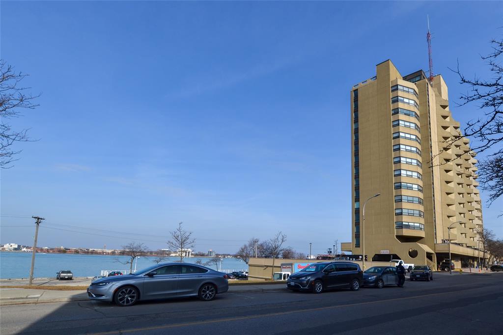 155 FRONT Street North Unit# 1109, Sarnia, Ontario, Canada