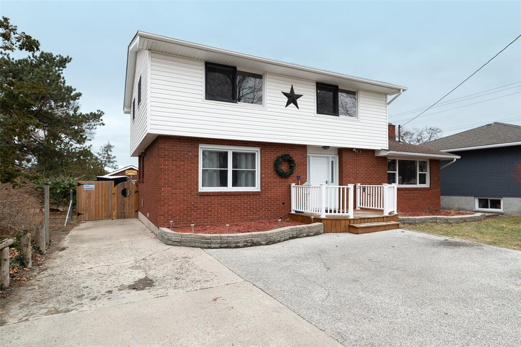 912 LONDON Road, Sarnia, Ontario, Canada