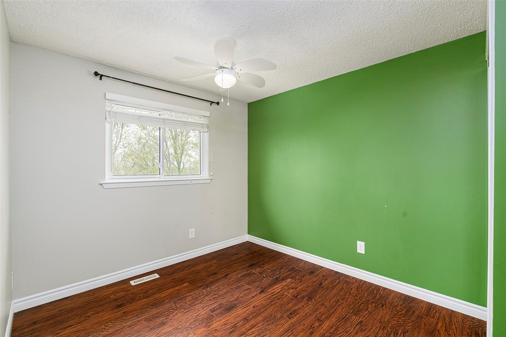 69 MAPLESTONE Avenue, Sarnia, Ontario, Canada