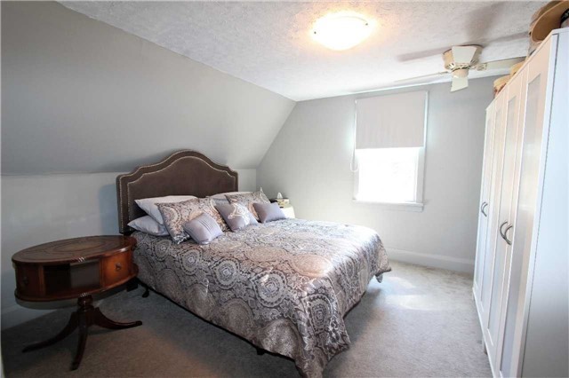 147 Cameron St W, Brock Ontario, Canada