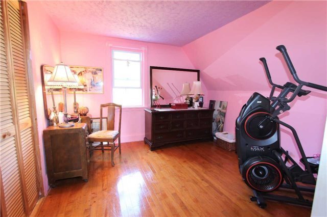147 Cameron St W, Brock Ontario, Canada