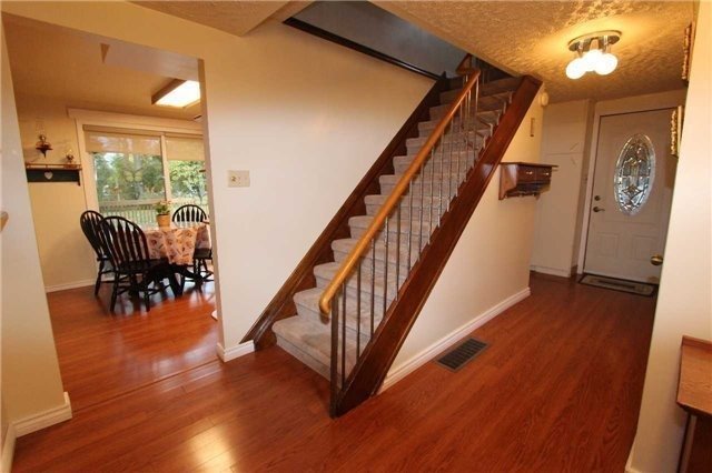 2737 Stephen Dr, Ramara Ontario, Canada