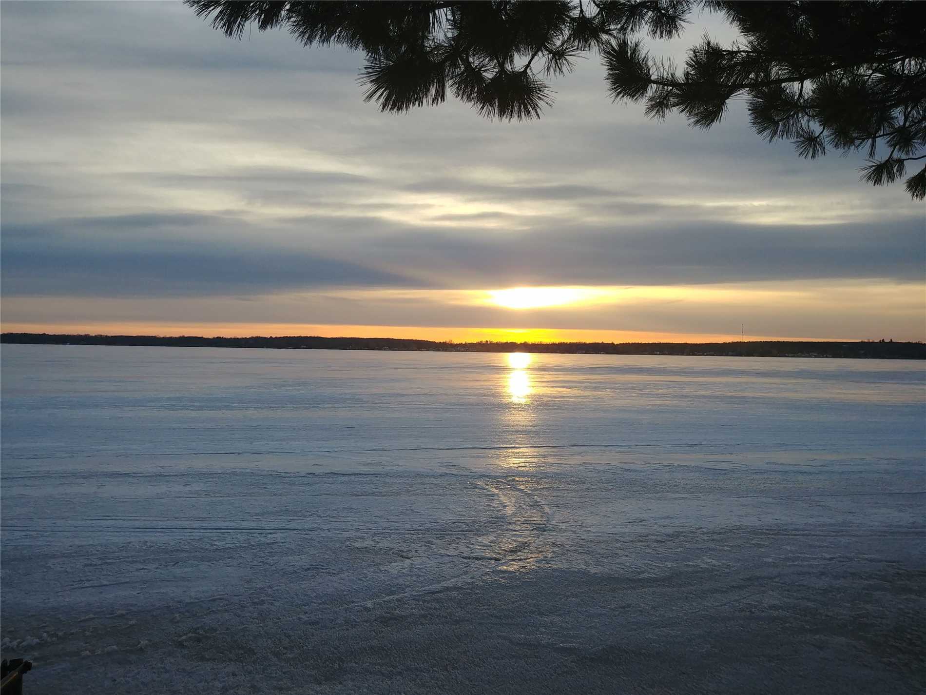 24 Wakeford Rd, Kawartha Lakes Ontario, Canada
