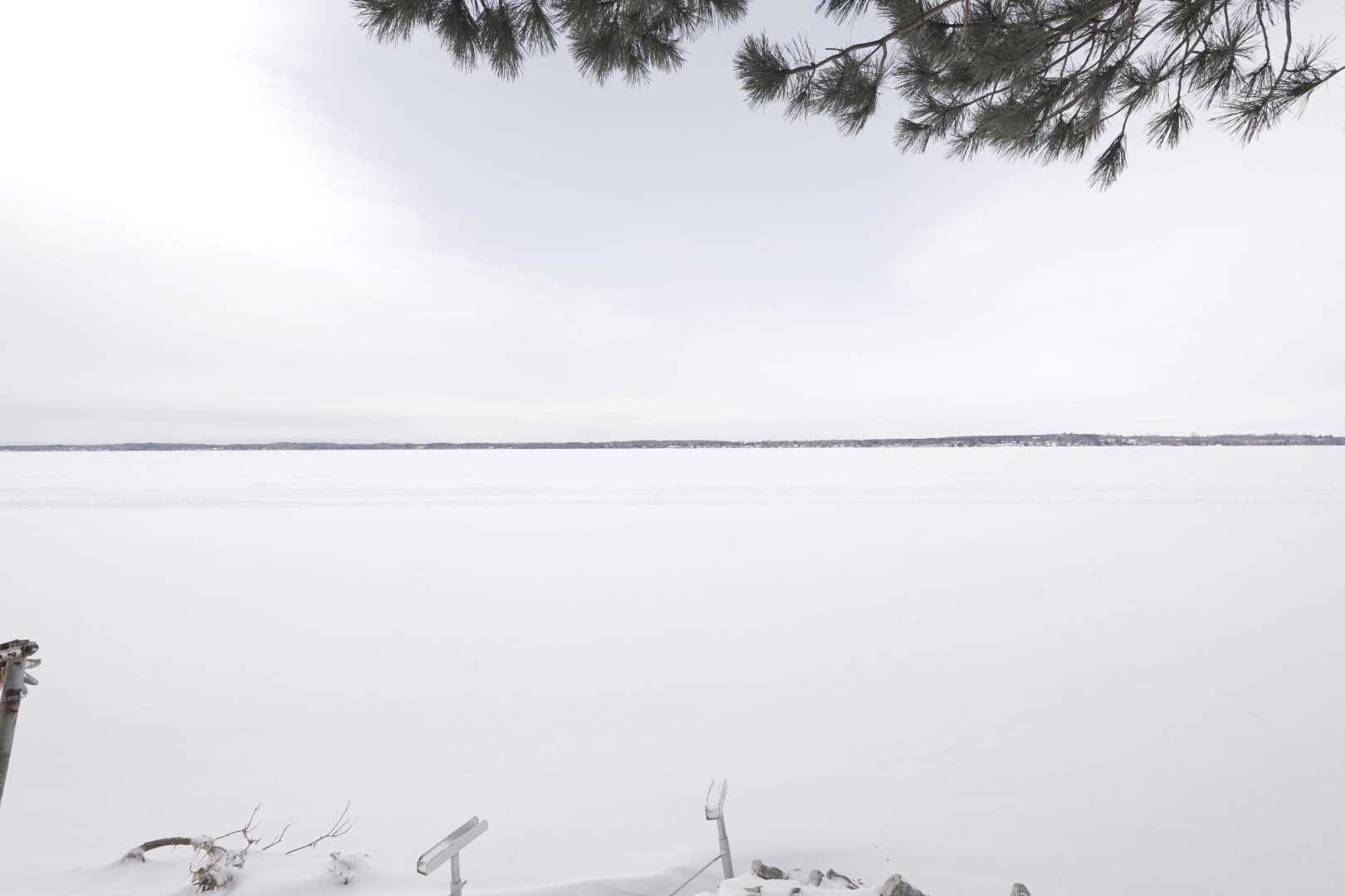 24 Wakeford Rd, Kawartha Lakes Ontario, Canada
