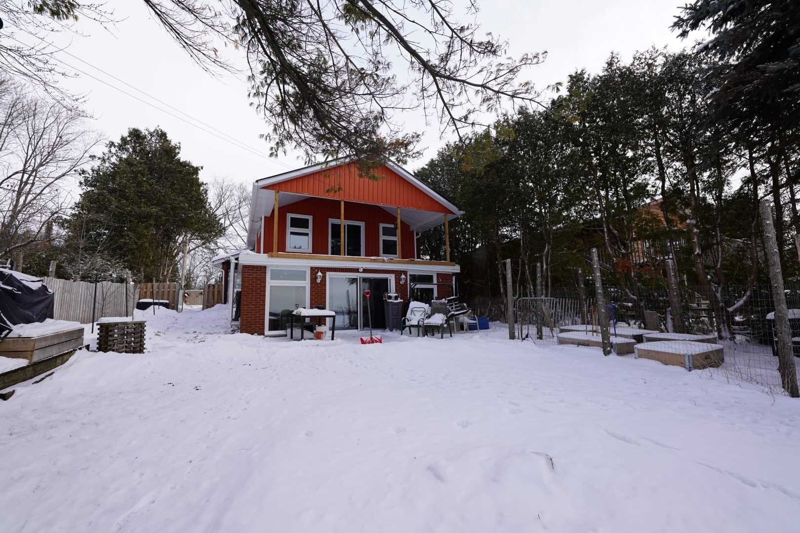24 Wakeford Rd, Kawartha Lakes Ontario, Canada