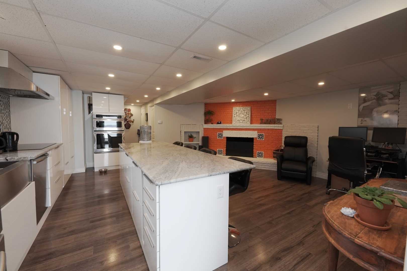 24 Wakeford Rd, Kawartha Lakes Ontario, Canada