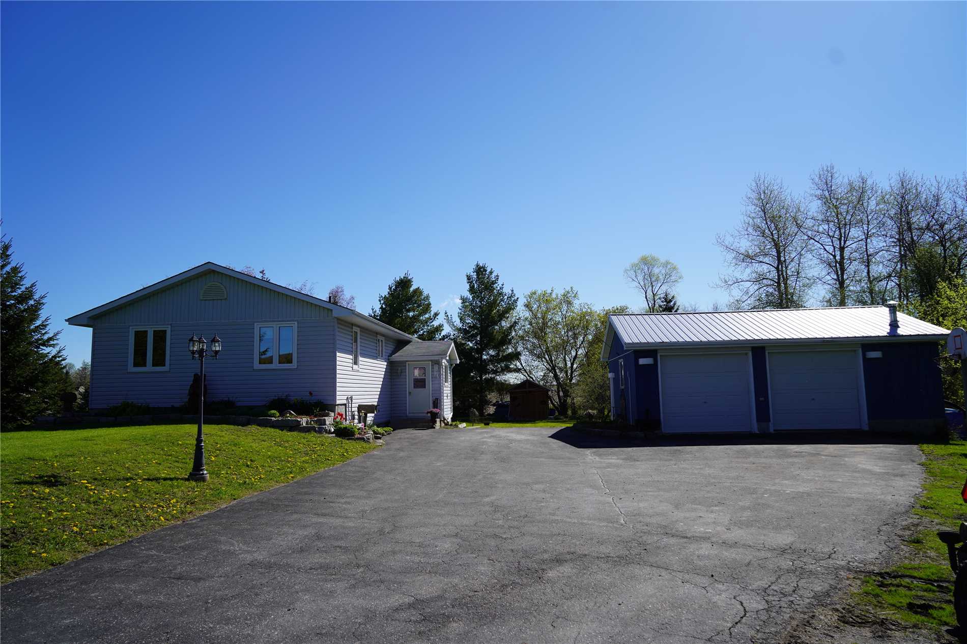 1580 County Rd 46 Rd, Kawartha Lakes Ontario, Canada