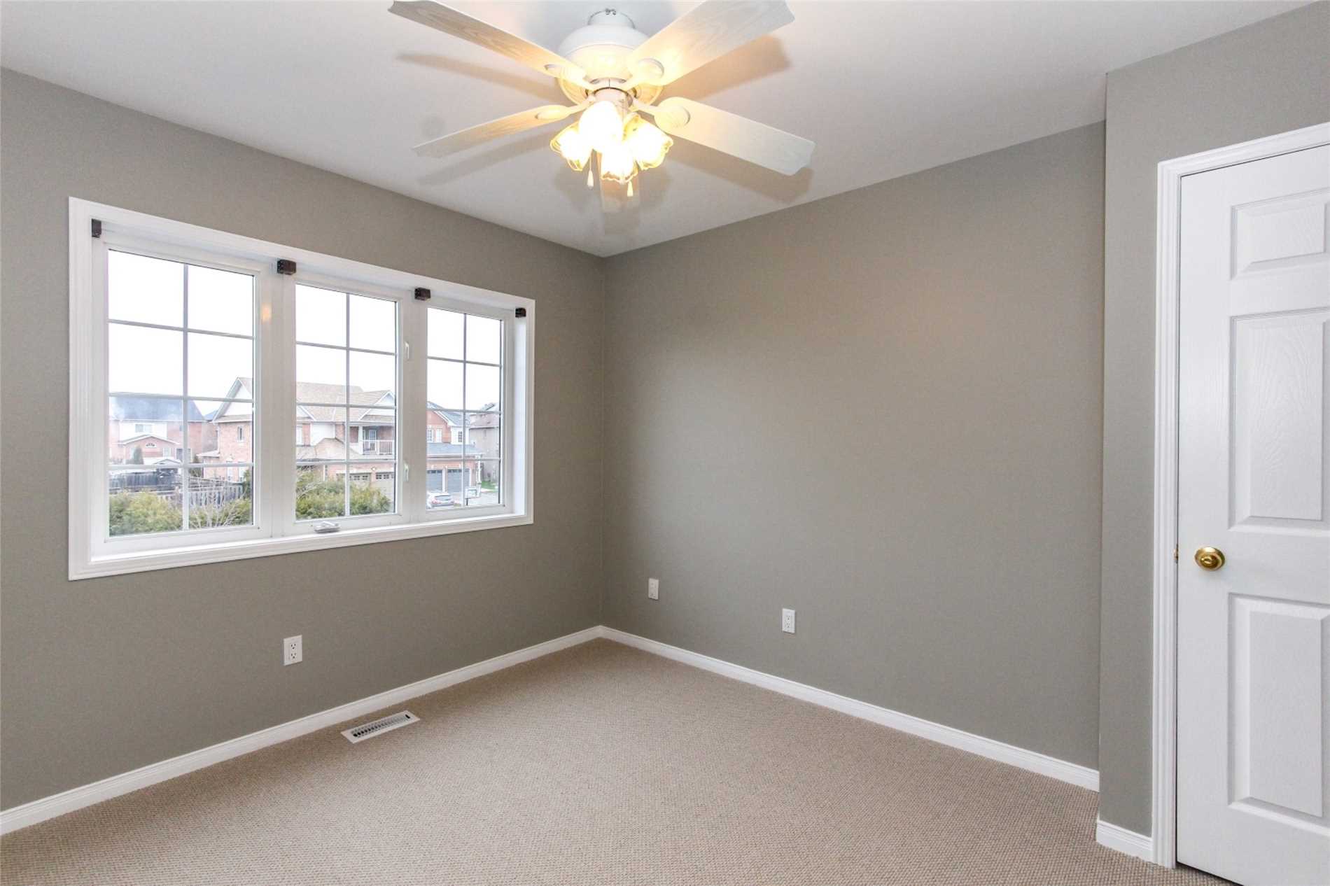 56 Fitzpatrick Crt, Whitby Ontario, Canada