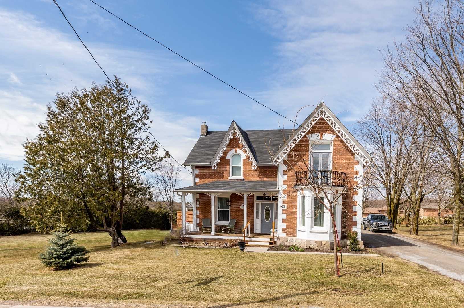 162 King St W, Kawartha Lakes Ontario, Canada