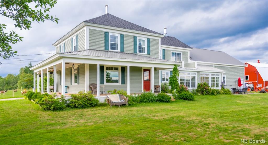 1562 Canada Street, Nashwaak New Brunswick, Canada