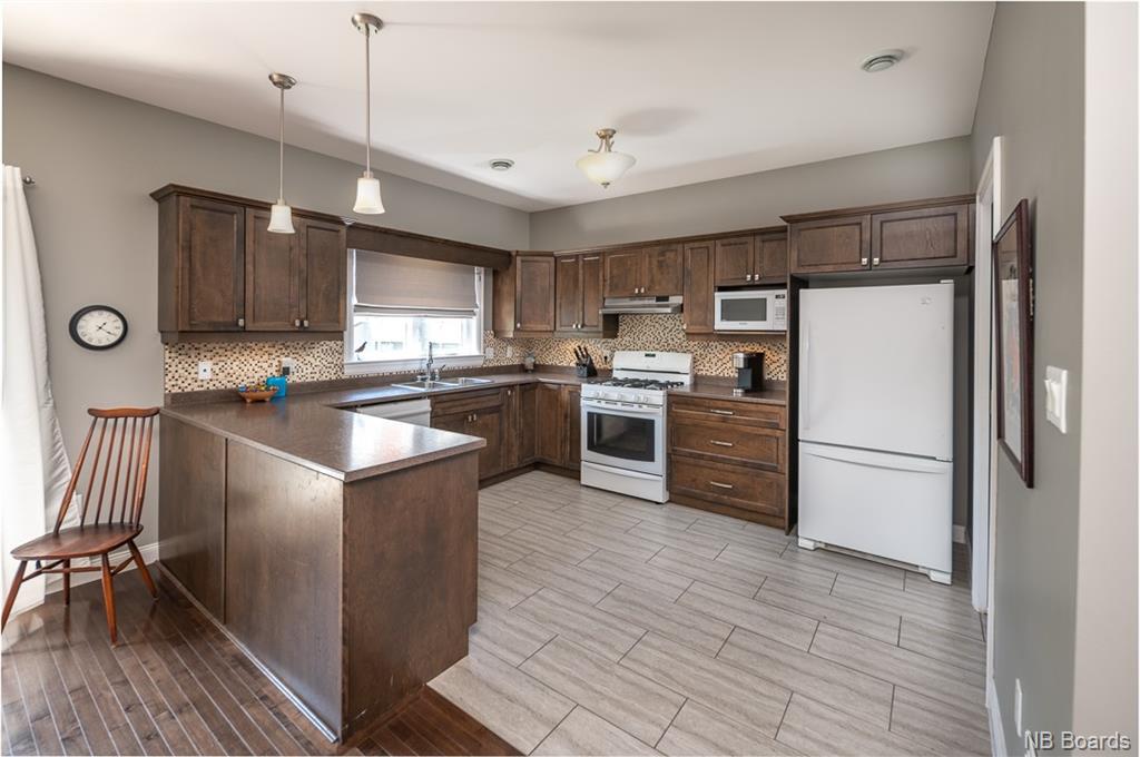 4 Hillside Lane, Fredericton, New Brunswick, Canada