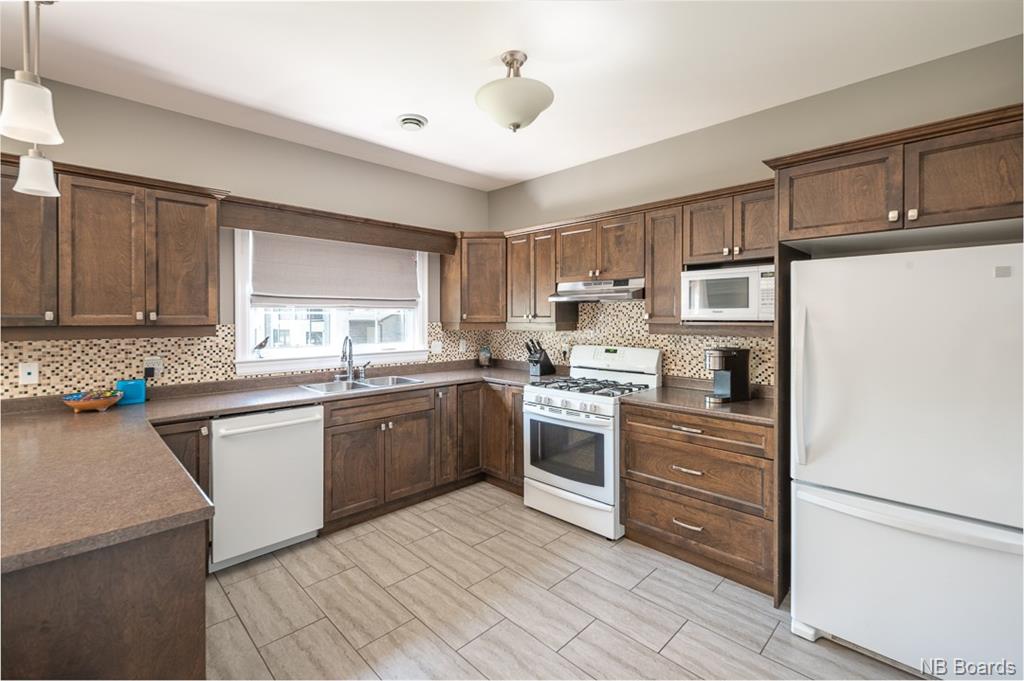 4 Hillside Lane, Fredericton, New Brunswick, Canada