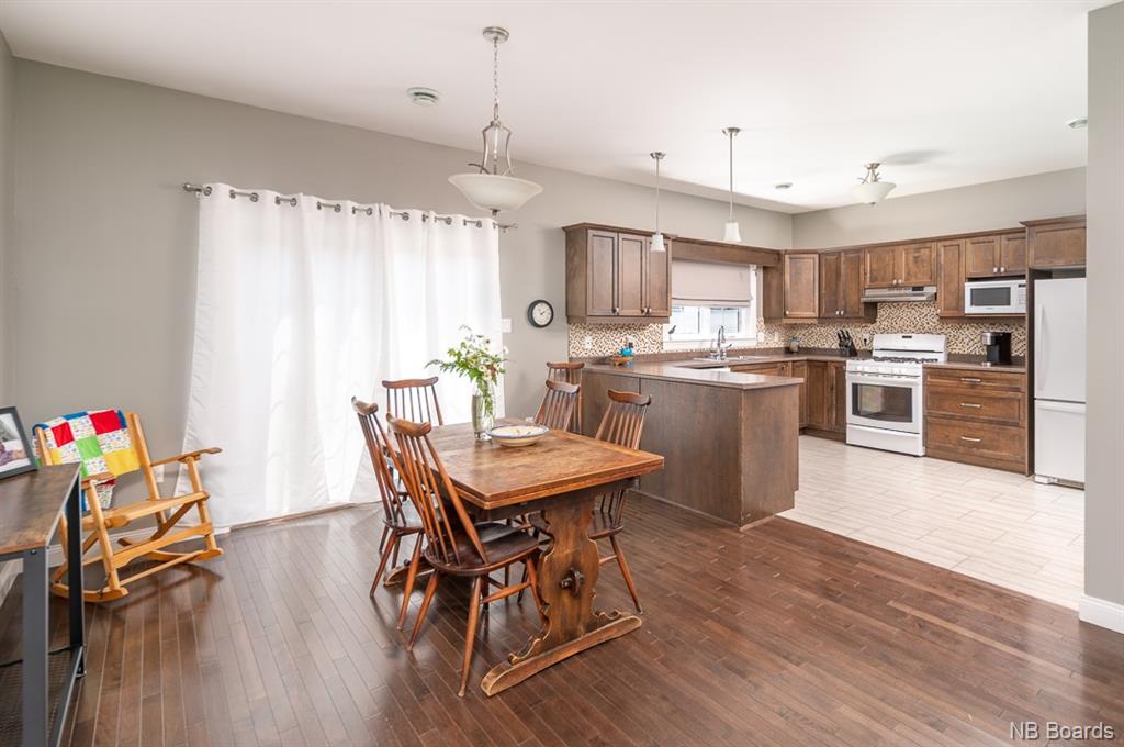 4 Hillside Lane, Fredericton, New Brunswick, Canada