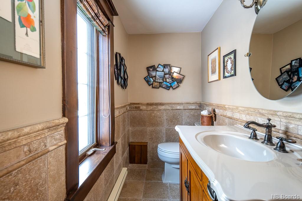 1586 Lincoln Road, Fredericton, New Brunswick, Canada