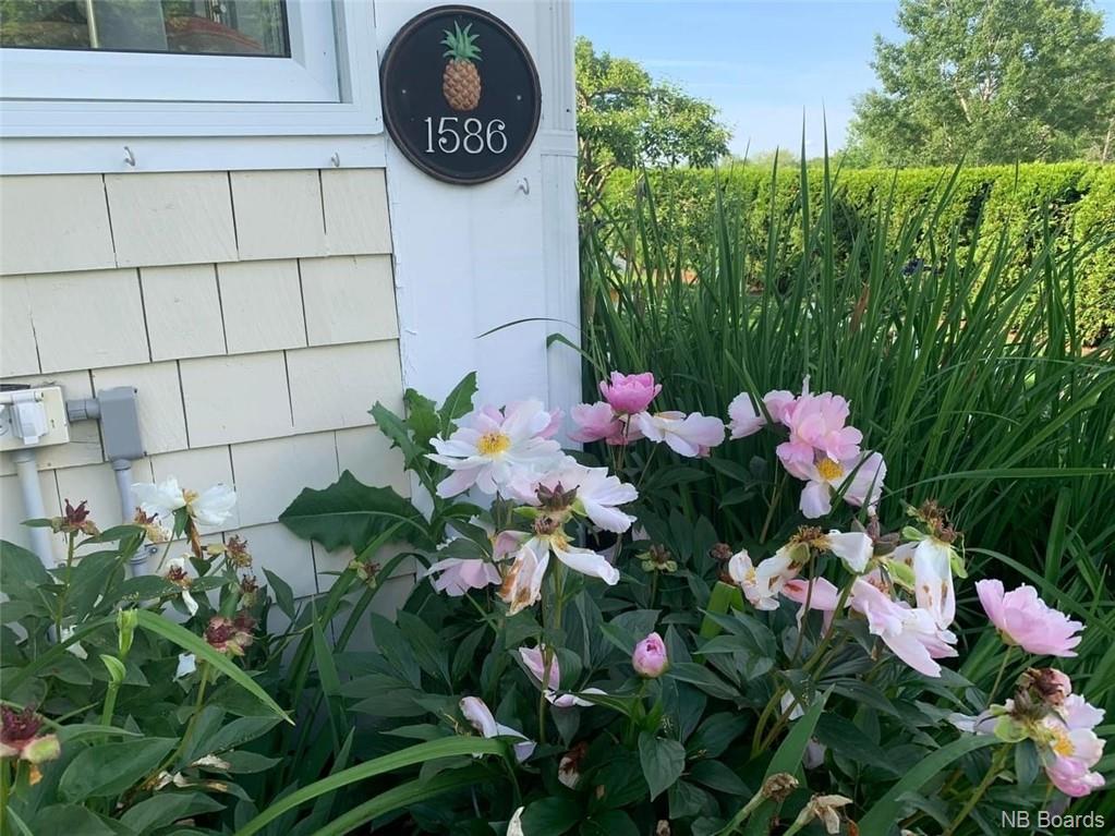 1586 Lincoln Road, Fredericton, New Brunswick, Canada