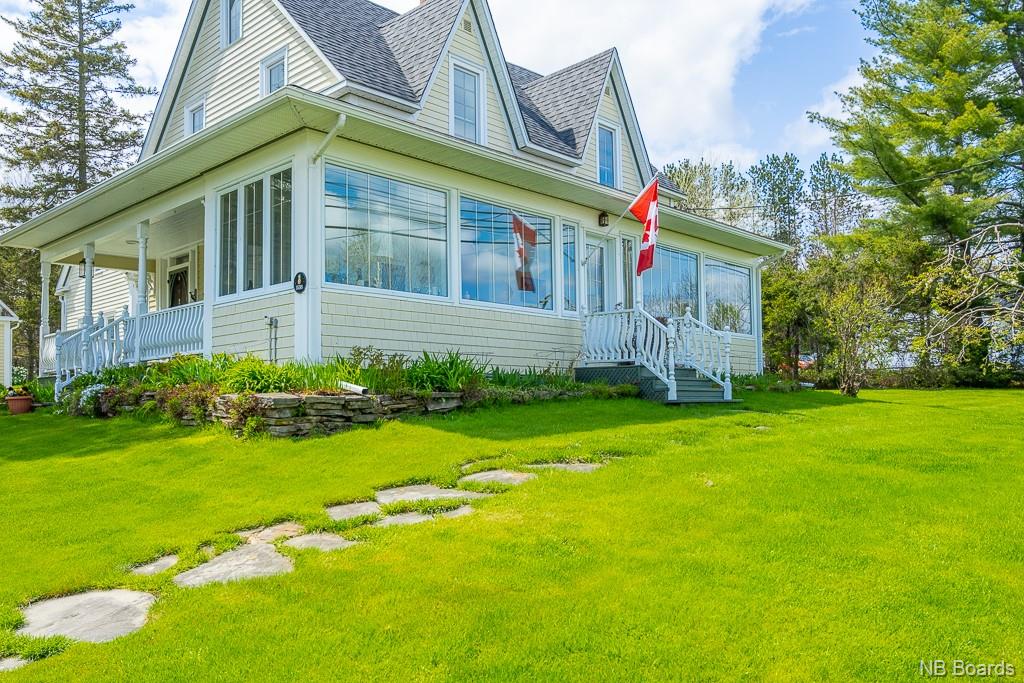 1586 Lincoln Road, Fredericton, New Brunswick, Canada