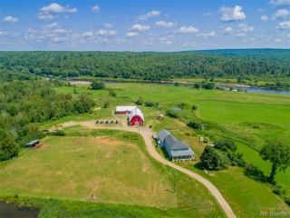 1562 Canada Street, Nashwaak New Brunswick, Canada