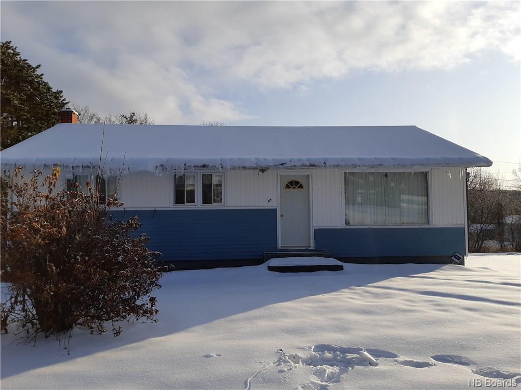115 Glen Avenue, Woodstock New Brunswick, Canada