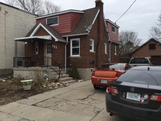 242 Elgin St