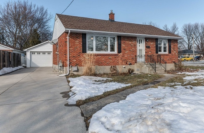 86 Tunis Ave, Sarnia Ontario, Canada