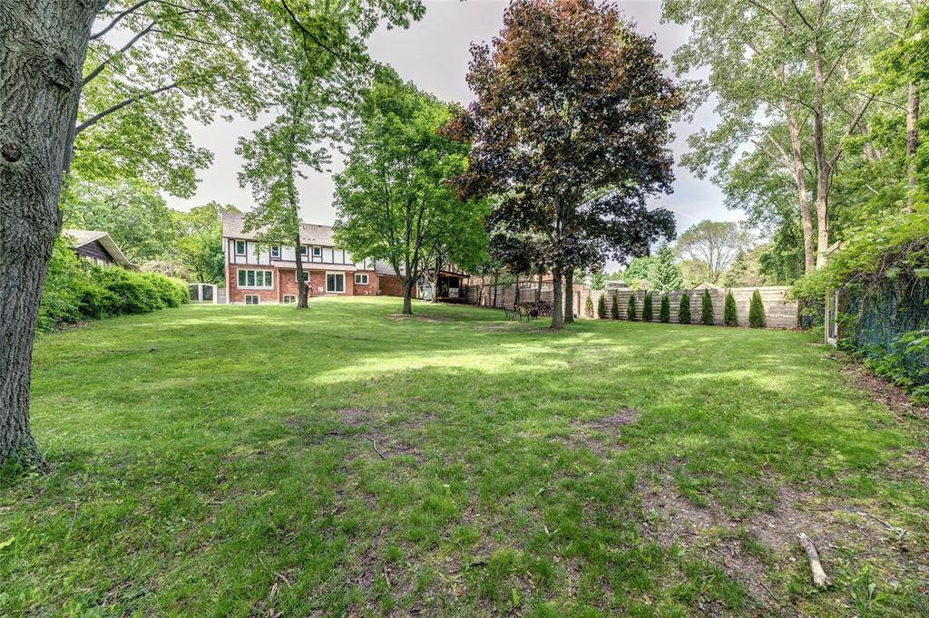 1371 LAKESHORE Road, Sarnia, Ontario, Canada photo 4