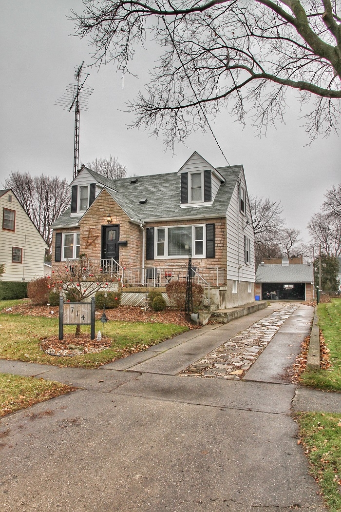 714 Woodhaven Ave, Sarnia Ontario, Canada