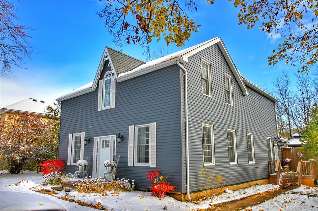 15 Macnab Street, Lambton Shores Ontario, Canada