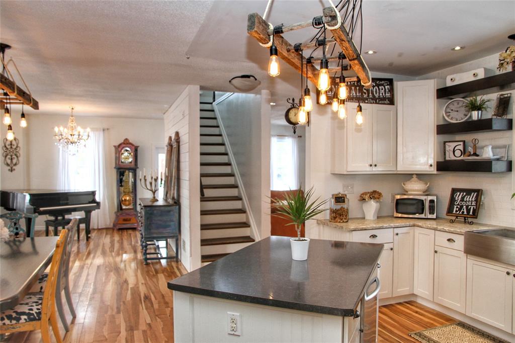 15 MACNAB Street, Lambton Shores Ontario, Canada