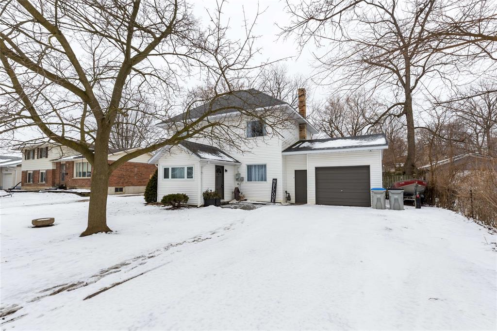 20 Arthur Street, Lambton Shores Ontario, Canada