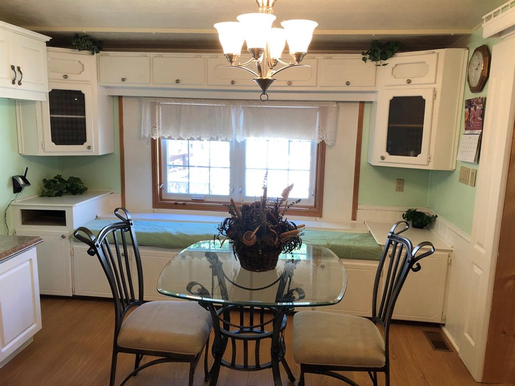 4895 LAKESHORE Road Unit# A70, Plympton-Wyoming Ontario, Canada