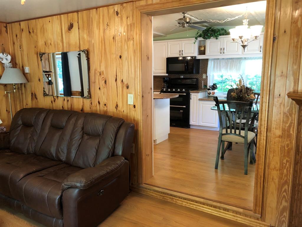 4895 LAKESHORE Road Unit# A70, Plympton-Wyoming Ontario, Canada
