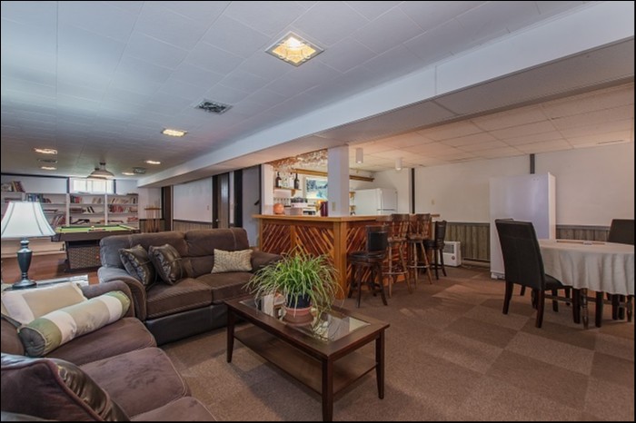 9929 Prince Phillip St, Lambton Shores, Ontario, Canada