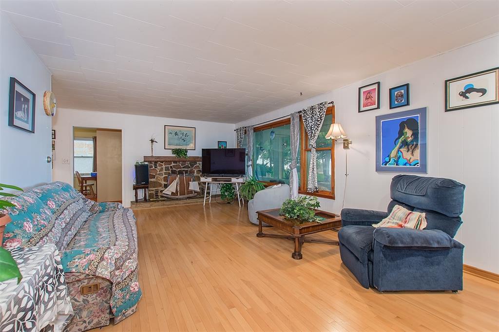 5410 OAK Avenue, Lambton Shores, Ontario, Canada