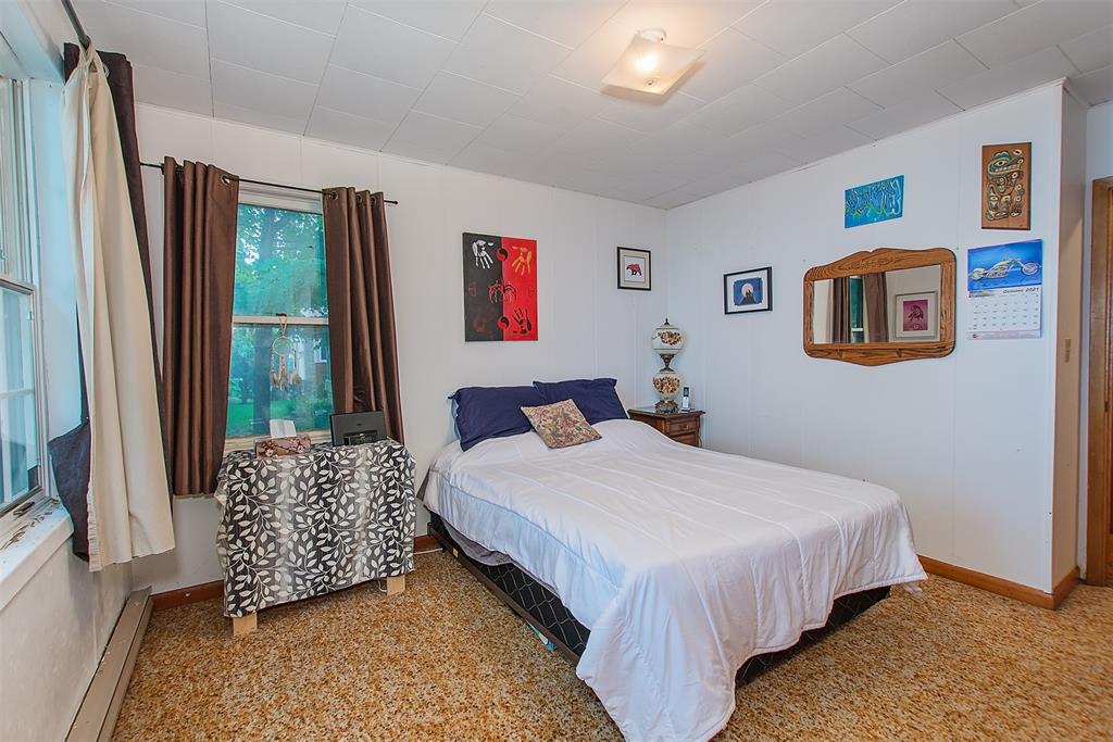 5410 OAK Avenue, Lambton Shores, Ontario, Canada