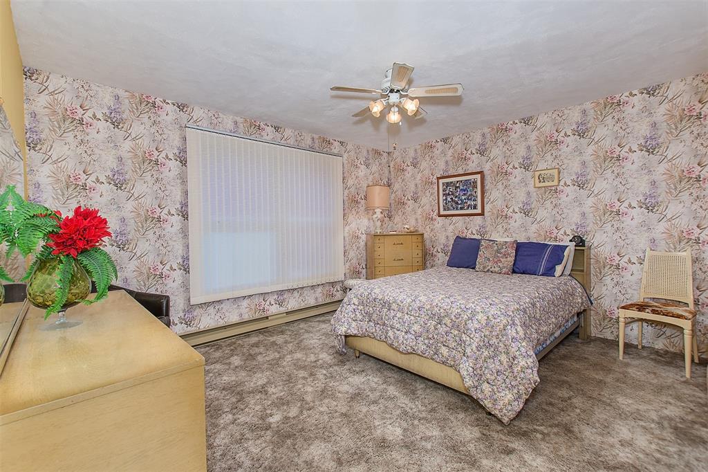 5410 OAK Avenue, Lambton Shores, Ontario, Canada