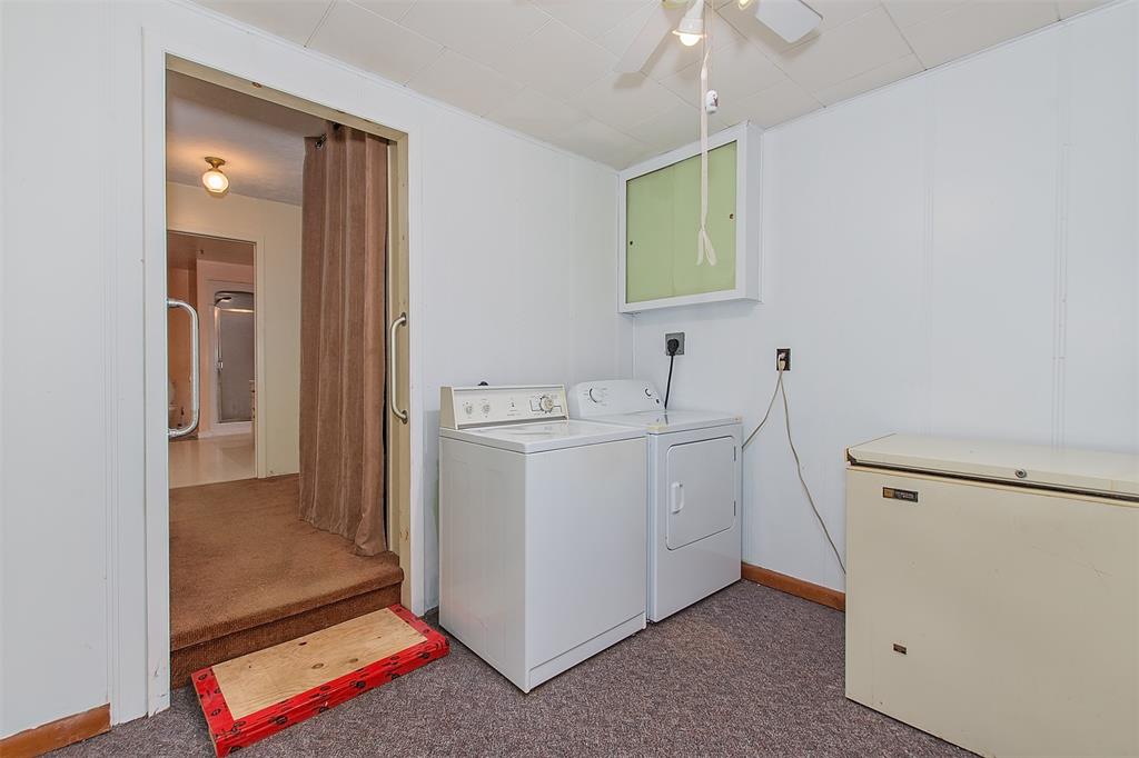 5410 OAK Avenue, Lambton Shores, Ontario, Canada