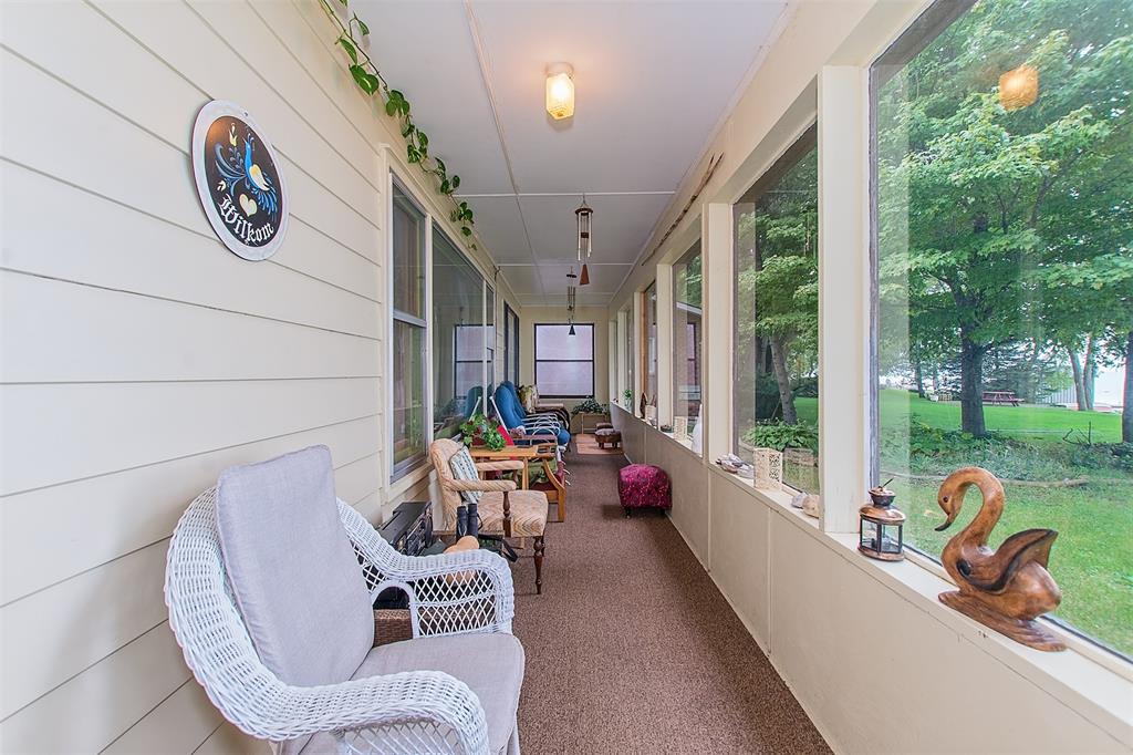 5410 OAK Avenue, Lambton Shores, Ontario, Canada