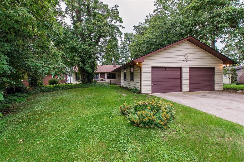 5410 OAK Avenue, Lambton Shores, Ontario, Canada