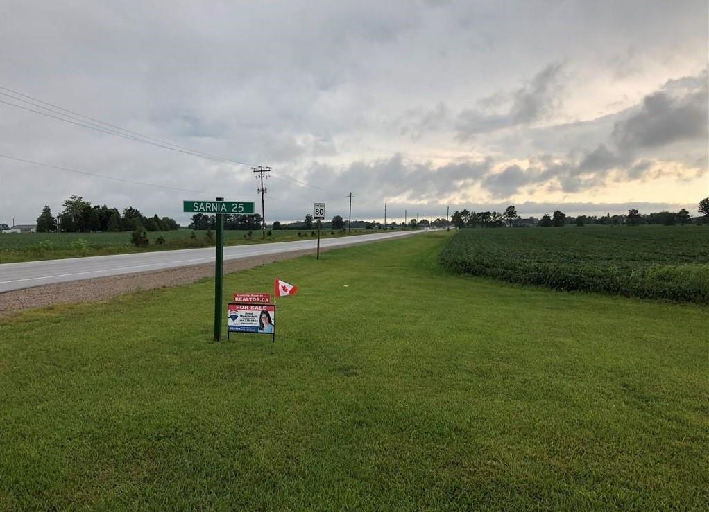 5410 OAK Avenue, Lambton Shores, Ontario, Canada