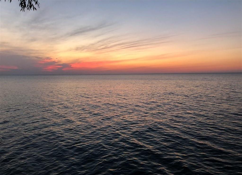 5410 OAK Avenue, Lambton Shores, Ontario, Canada