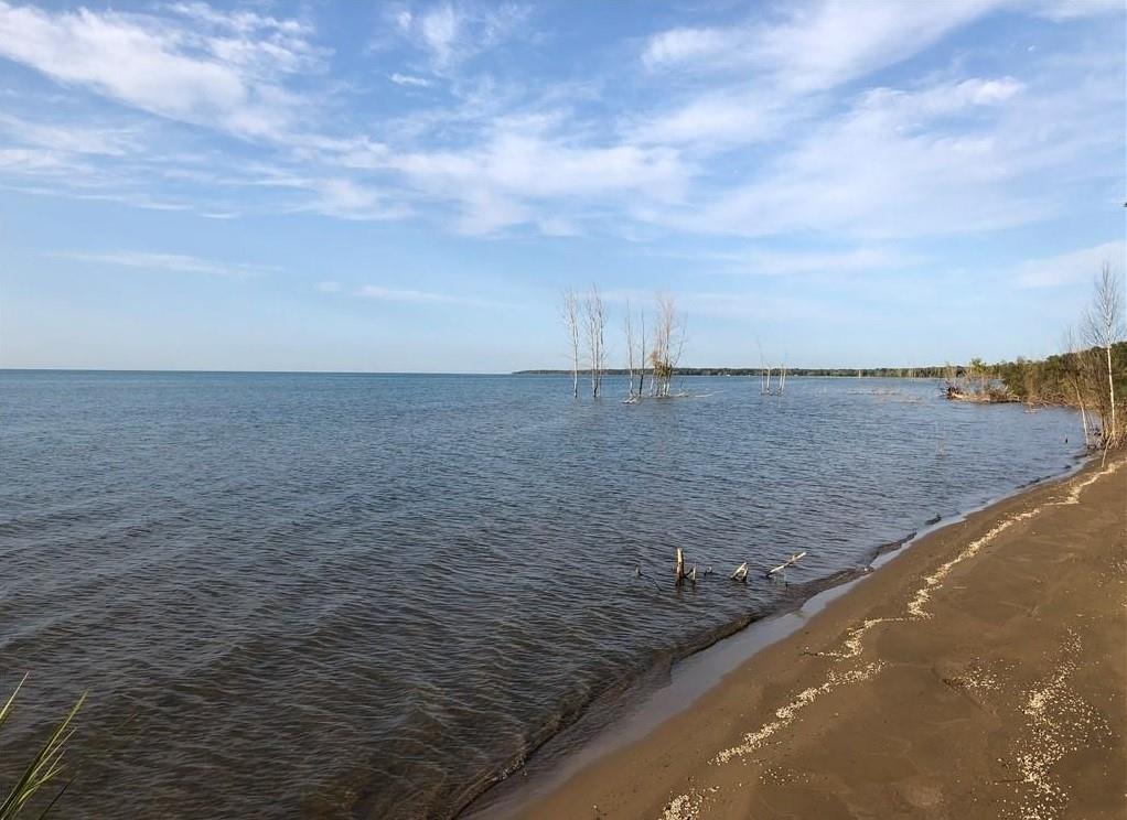 5410 OAK Avenue, Lambton Shores, Ontario, Canada