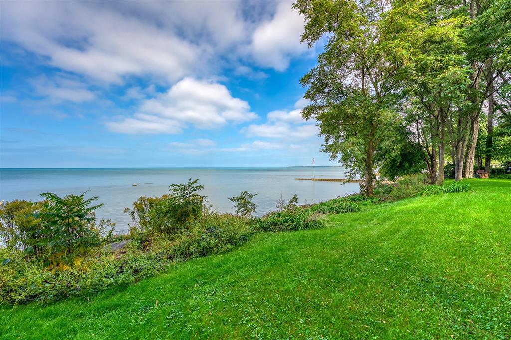 5410 OAK Avenue, Lambton Shores, Ontario, Canada