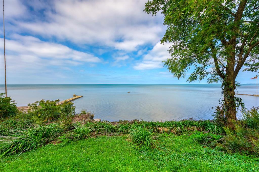 5410 OAK Avenue, Lambton Shores, Ontario, Canada