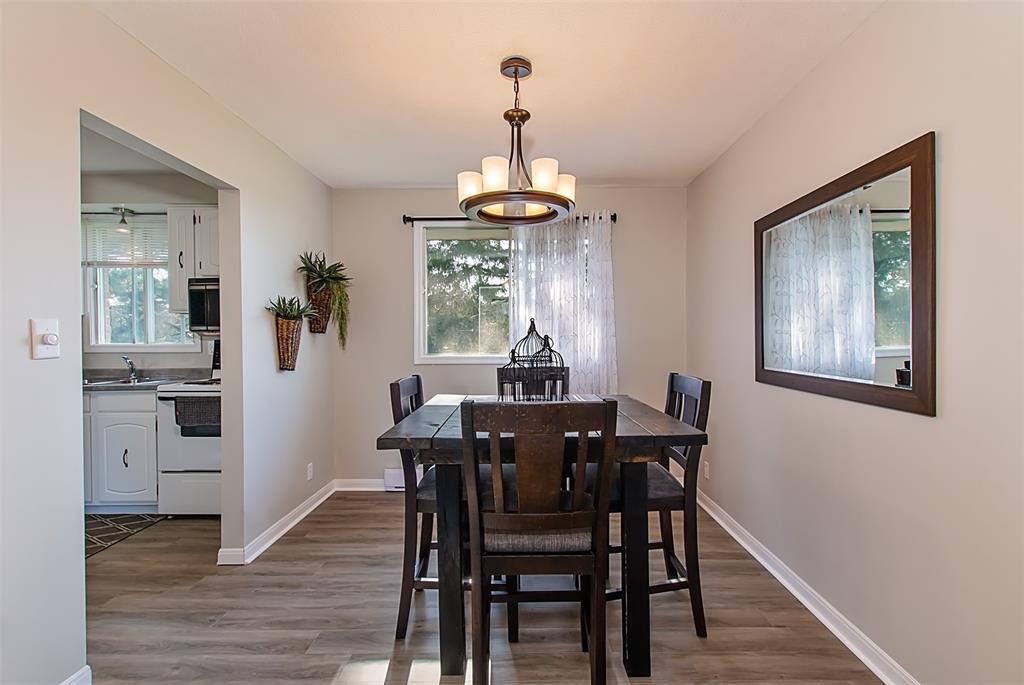 2 JUNIPER Place, Lambton Shores, Ontario, Canada