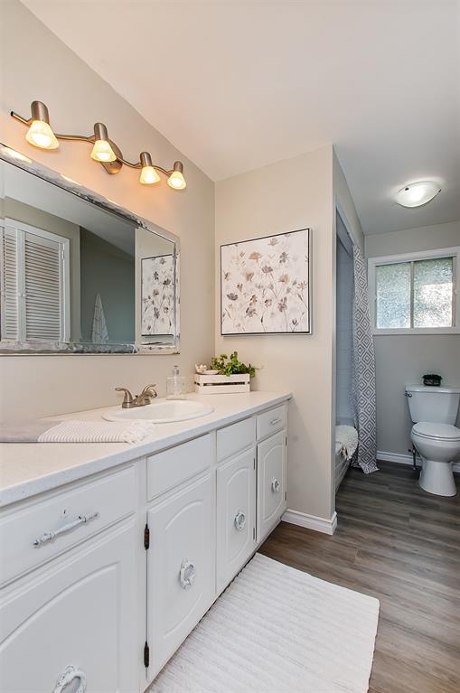 2 JUNIPER Place, Lambton Shores, Ontario, Canada