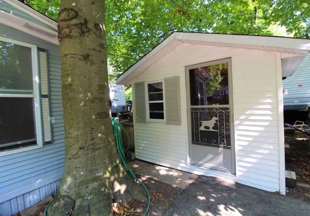 4895 LAKESHORE Road Unit# A39, Plympton-Wyoming, Ontario, Canada