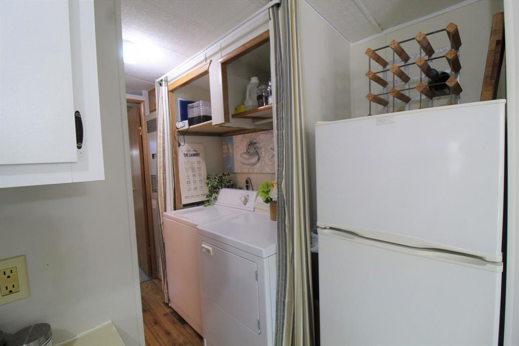 4895 LAKESHORE Road Unit# A39, Plympton-Wyoming, Ontario, Canada