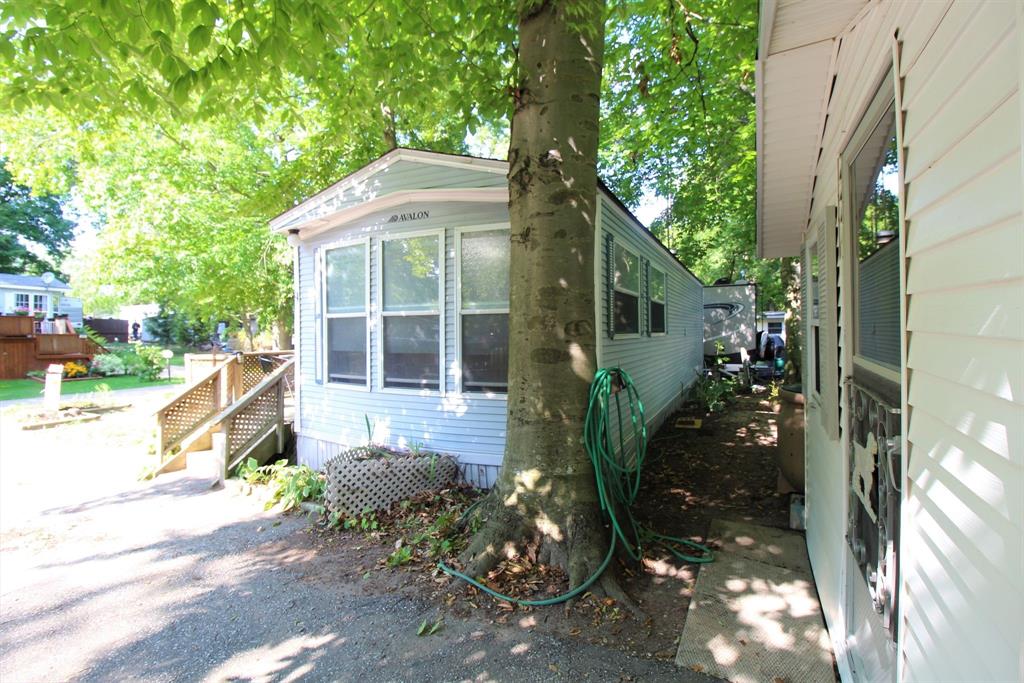 4895 LAKESHORE Road Unit# A39, Plympton-Wyoming, Ontario, Canada